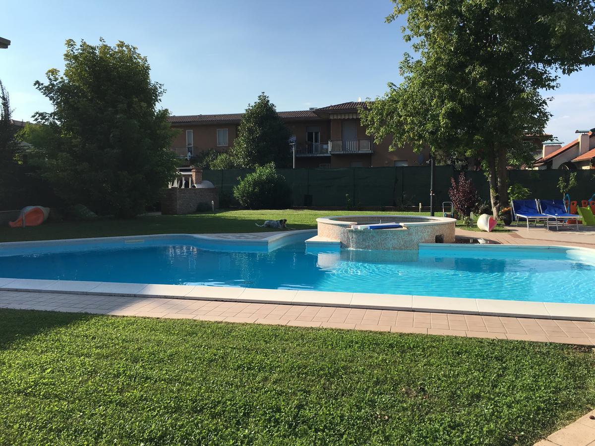 B&B Villa Giulia 데센자노델가르다 외부 사진
