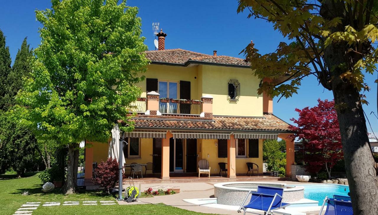 B&B Villa Giulia 데센자노델가르다 외부 사진